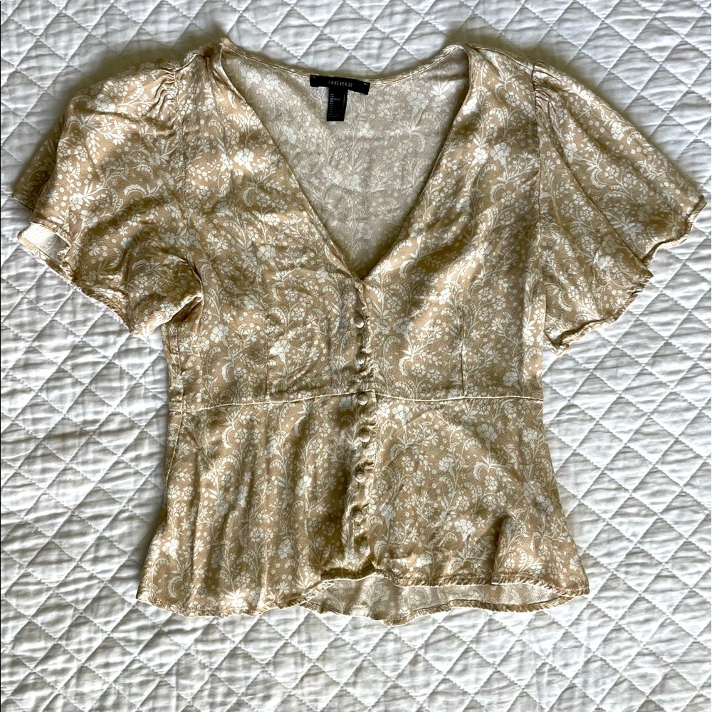 Women’s Crop Top Cream Size Large